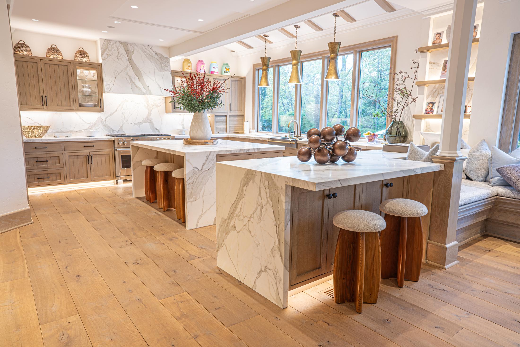 A Calacatta kitchen by Dushi — the center of the home